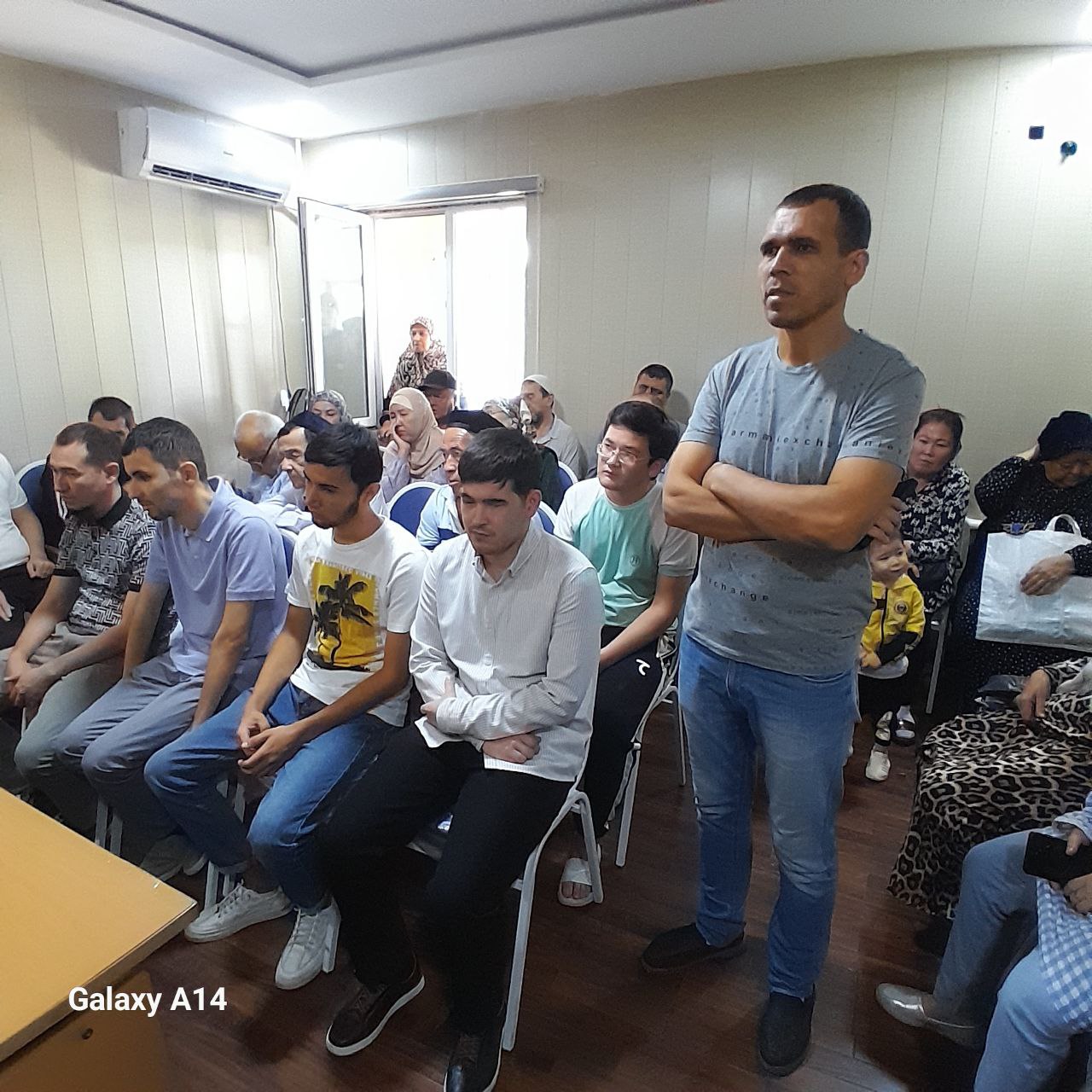 “Ish Plus” loyihasi koordinatorlari Yunusobod tumani Ko‘zi ojizlar jamiyati bo‘linmasida trening tashkil etishdi